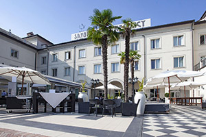 Savoia Hotel Regency